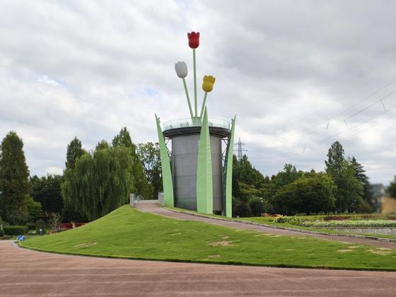 砺波チューリップ公園（写真2枚目）