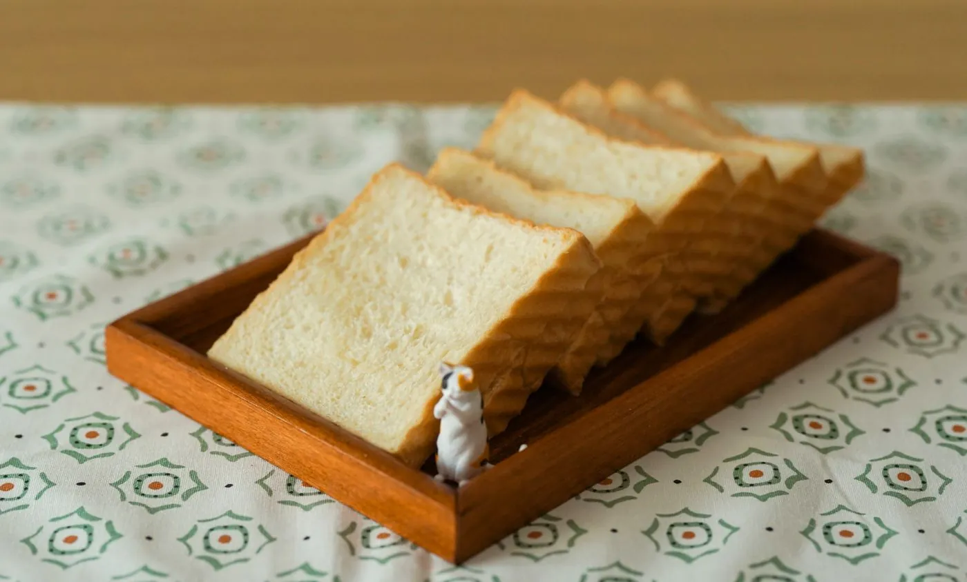 ひばりの食パン