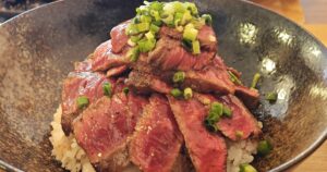 ほし乃(富山市)の国産牛ステーキ丼