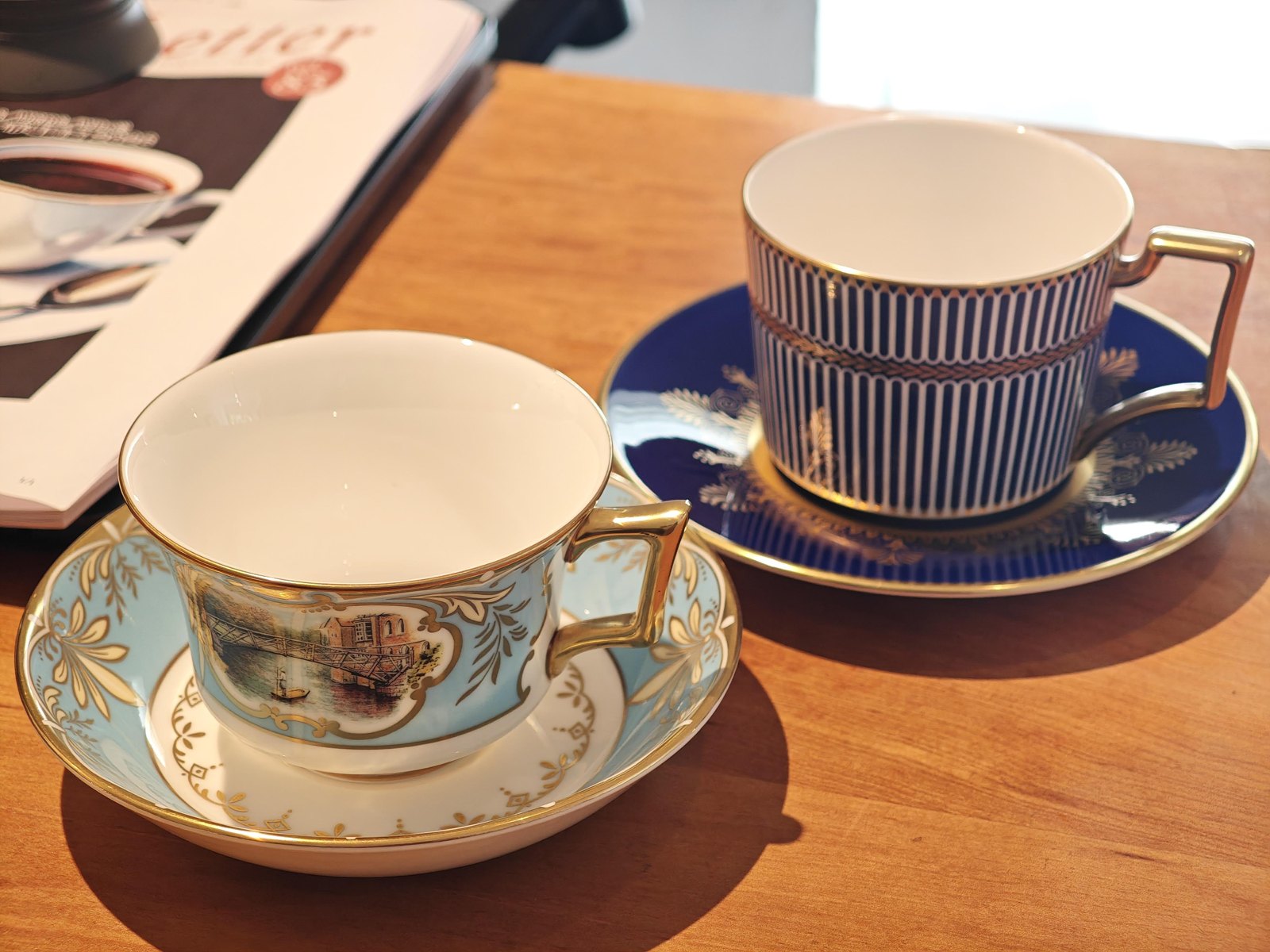 Cafe ri-riのカップとソーサー