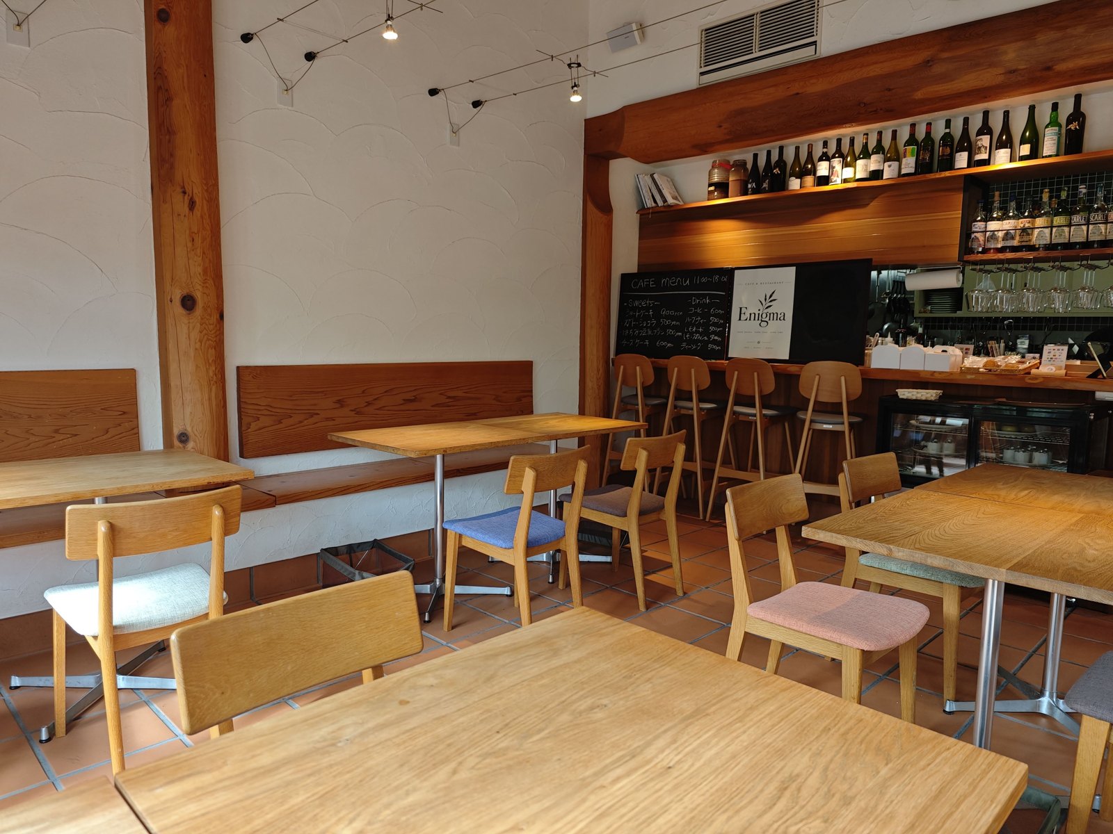 Enigmaの店内